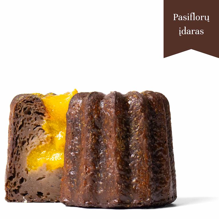 Šokoladinės tešlos kanelė su pasiflorų įdaru